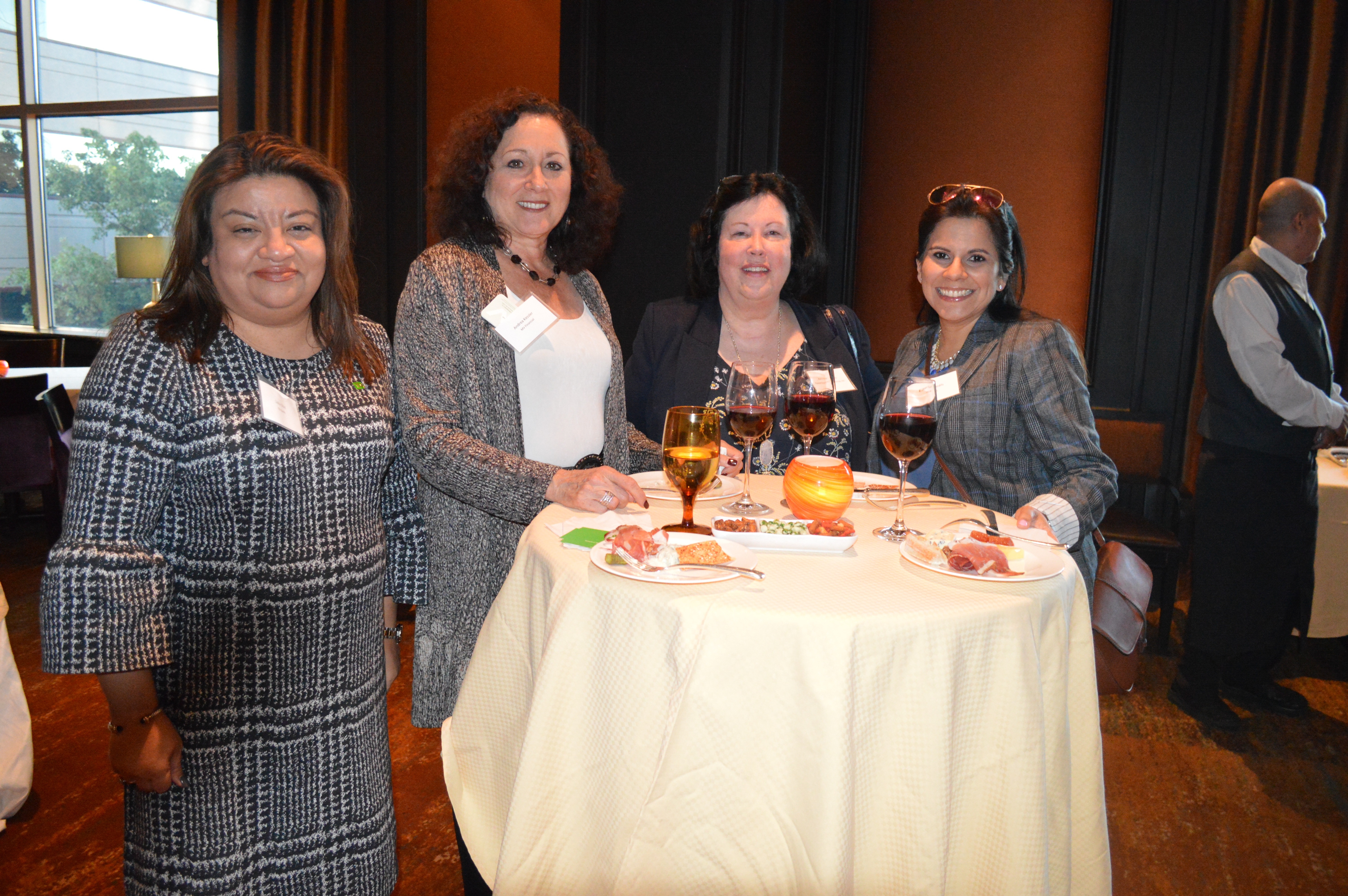 Women's Networking 10.18.17 Group.jpg